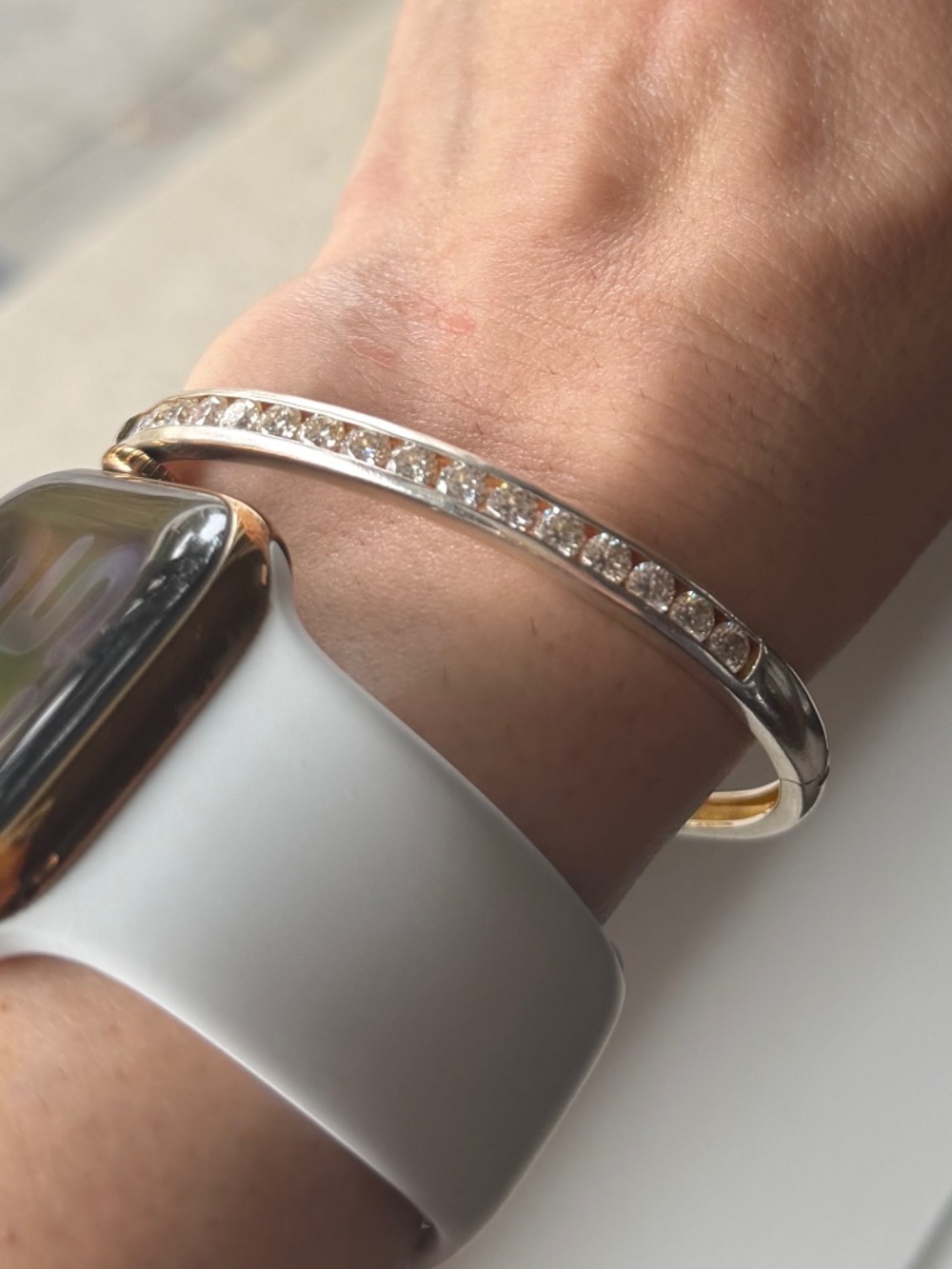 Silver & Cubic Zirconia Hinged Bangle + Sรฉzane Jewelry Case